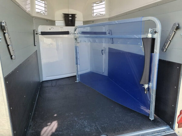 Remorque Humbaur Xanthos Aero 2400 avec Sellerie et Portes Latérales-Neuf - Image 5